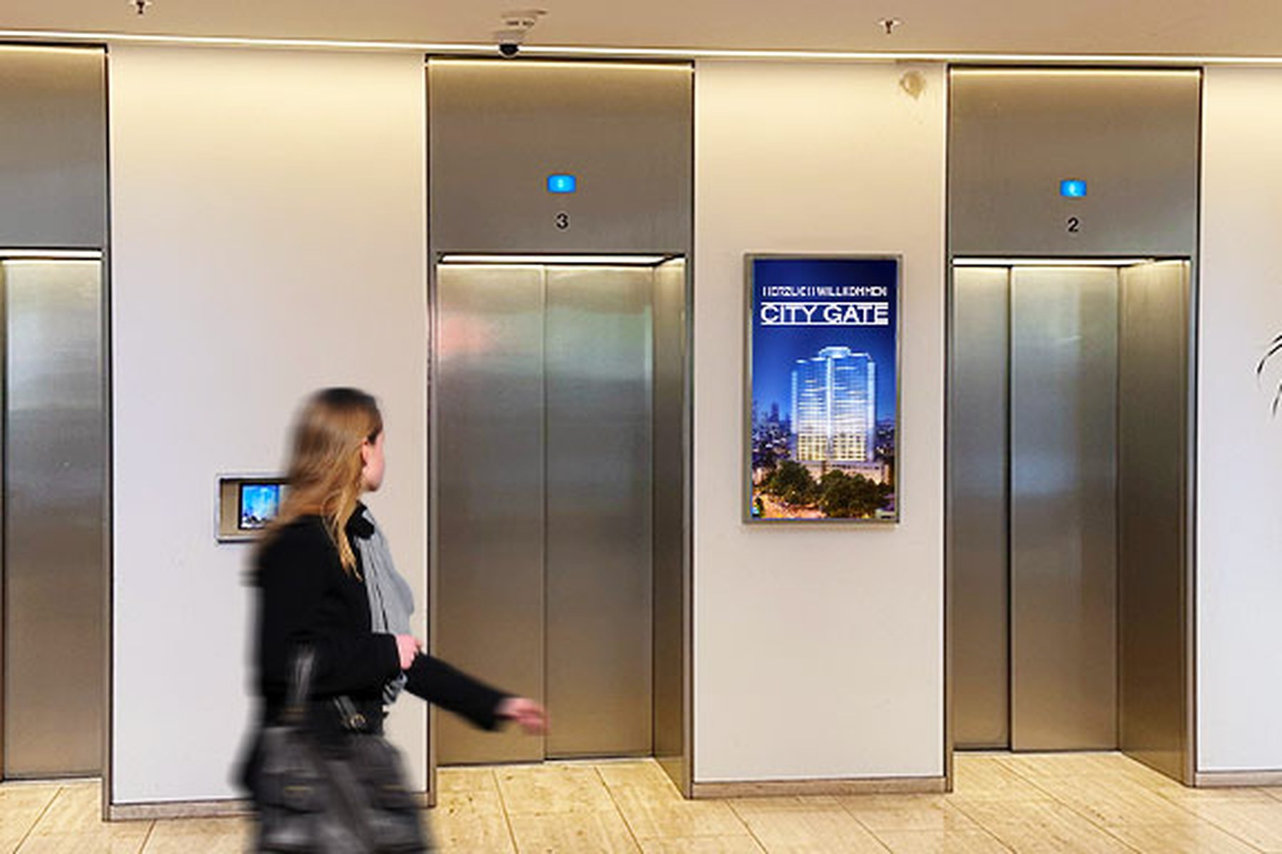 Wandmontage — City Gate
