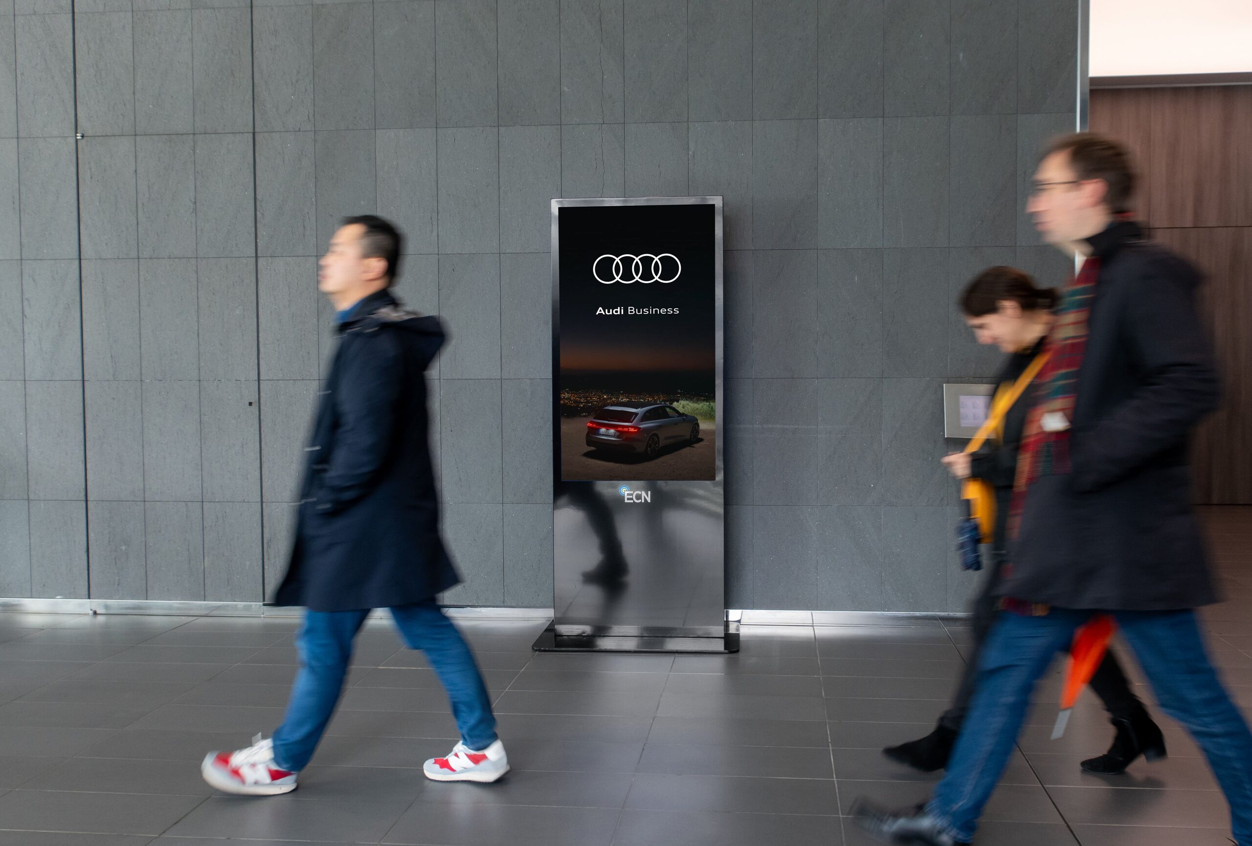 Audi Business · campagne ECN à l'accueil d'un immeuble de bureaux premium